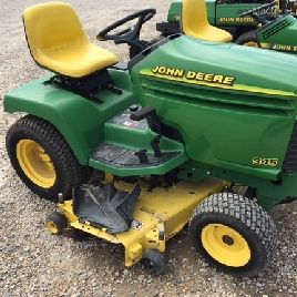 1995 John Deere 345