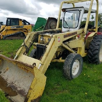 International Harvester 444