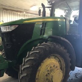 2014 John Deere 7230R