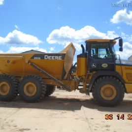 2019 John Deere 260E