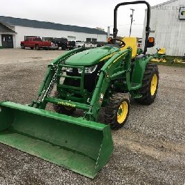 2019 John Deere 3046R