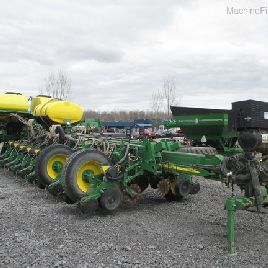 2006 John Deere 1770NT