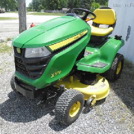 2017 John Deere X370