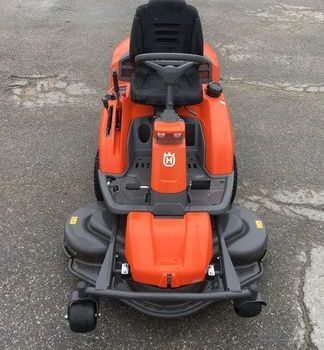 2015 Husqvarna R322T