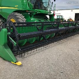 2011 John Deere 630F
