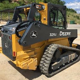 2019 John Deere 325G