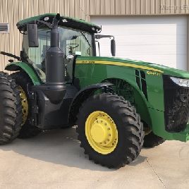 2018 John Deere 8245R