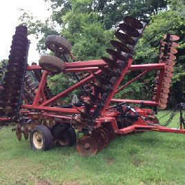 2012 Case IH 370 34’ disk