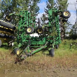 2002 John Deere 2200