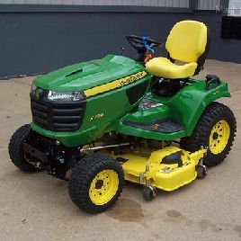 2016 John Deere X739
