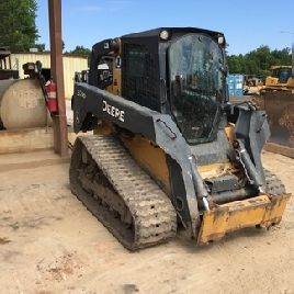 2011 John Deere 329D