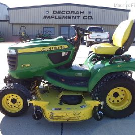 2014 John Deere X758