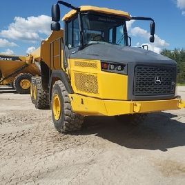 2018 John Deere 260E