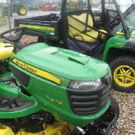 2015 John Deere X710