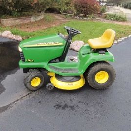 1998 John Deere LT166