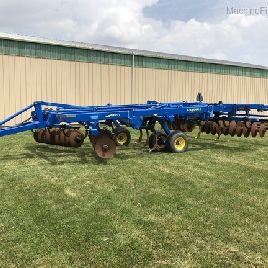 2011 Landoll 2211-11