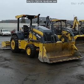 2018 John Deere 210L