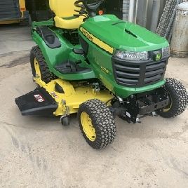2015 John Deere X758