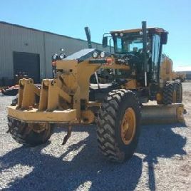 2013 John Deere 770GP