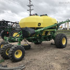 2012 John Deere 1910