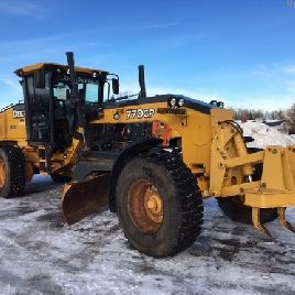 2012 John Deere 770GP