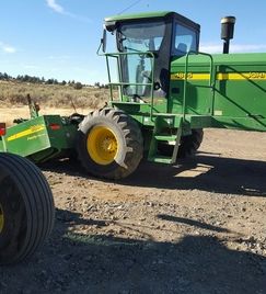 John Deere 4895