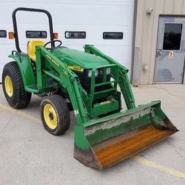 2001 John Deere 4200