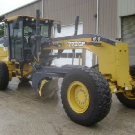 2014 John Deere 772GP