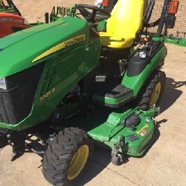 2017 John Deere 1025R
