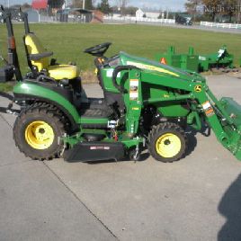 2015 John Deere 1025R