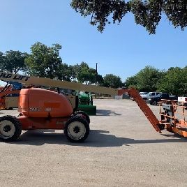 JLG 600AJ