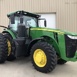 2018 John Deere 8245R