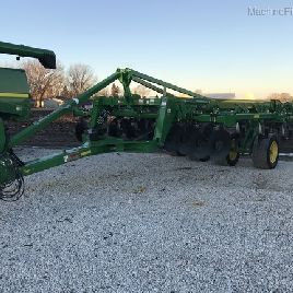 2017 John Deere 2730