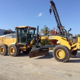 2014 John Deere 772GP