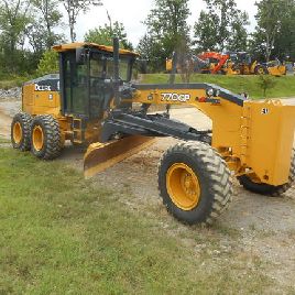 2016 John Deere 770GP