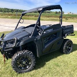 2019 John Deere XUV590M