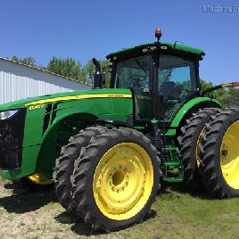 2017 John Deere 8245R