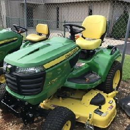 2017 John Deere X750