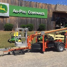 2019 JLG T350
