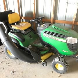 2015 John Deere S240