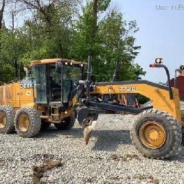 2012 John Deere 772G