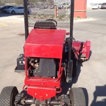 1995 Toro 325D