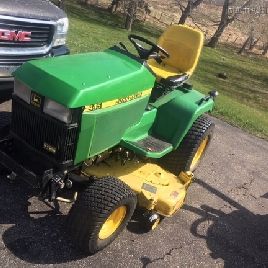 1999 John Deere 445