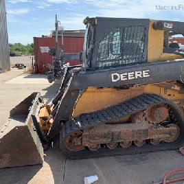 2015 John Deere 333E