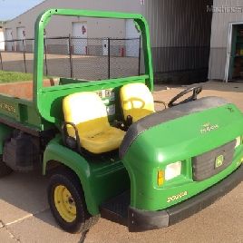 2015 John Deere 2020A