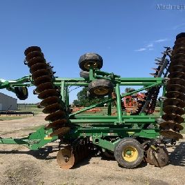 2015 John Deere 2623