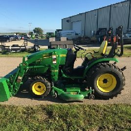 2014 John Deere 2032R