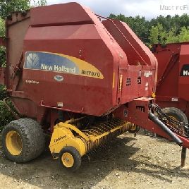 New Holland BR7070