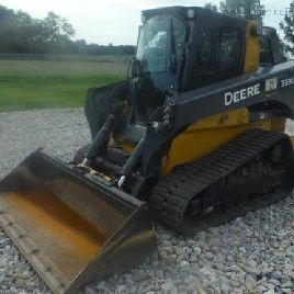 2017 John Deere 333g