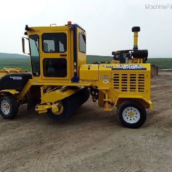 2018 Superior Broom DT80J